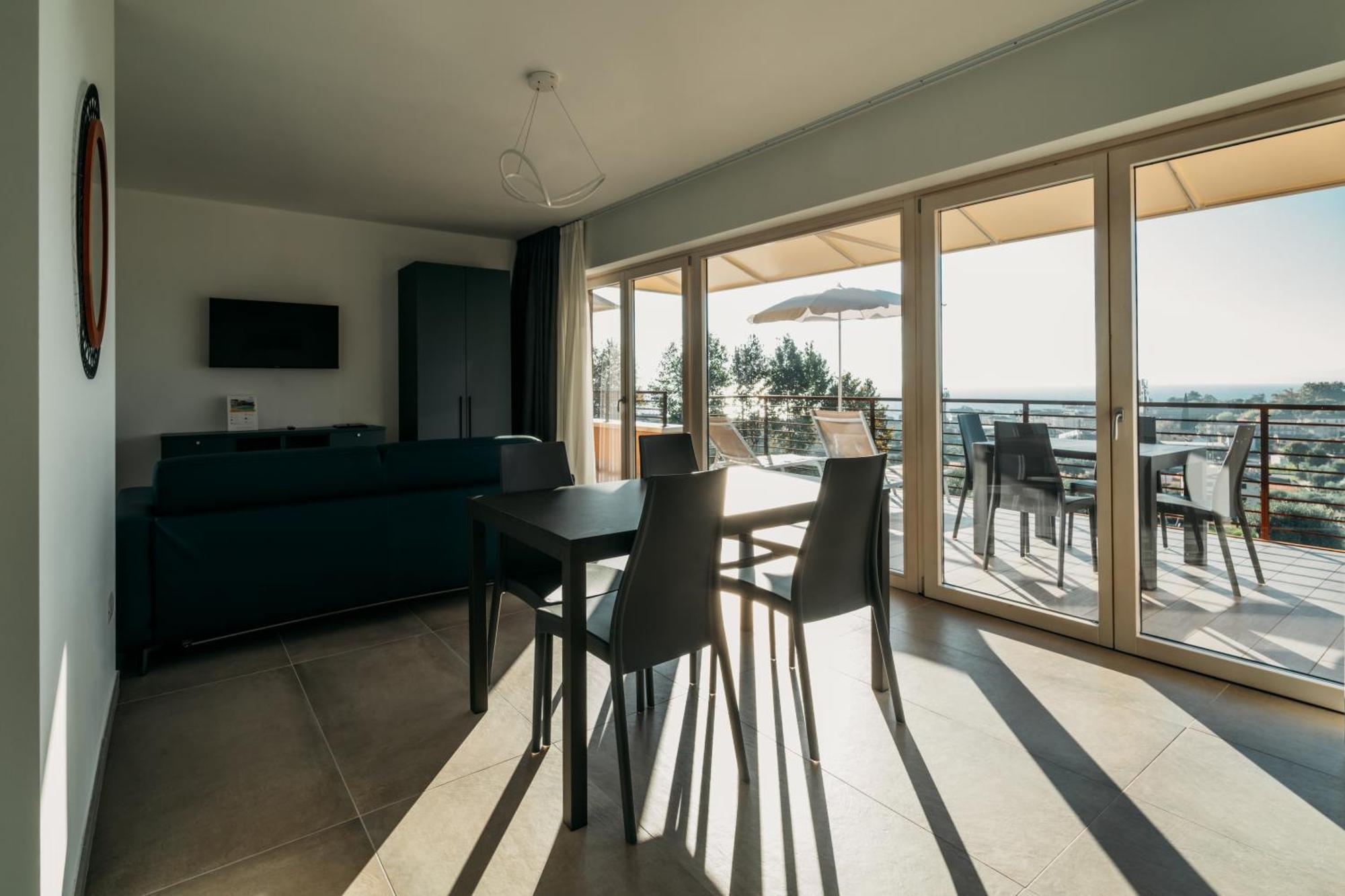 Apartments Monsurei, Lake View Bardolino Luaran gambar
