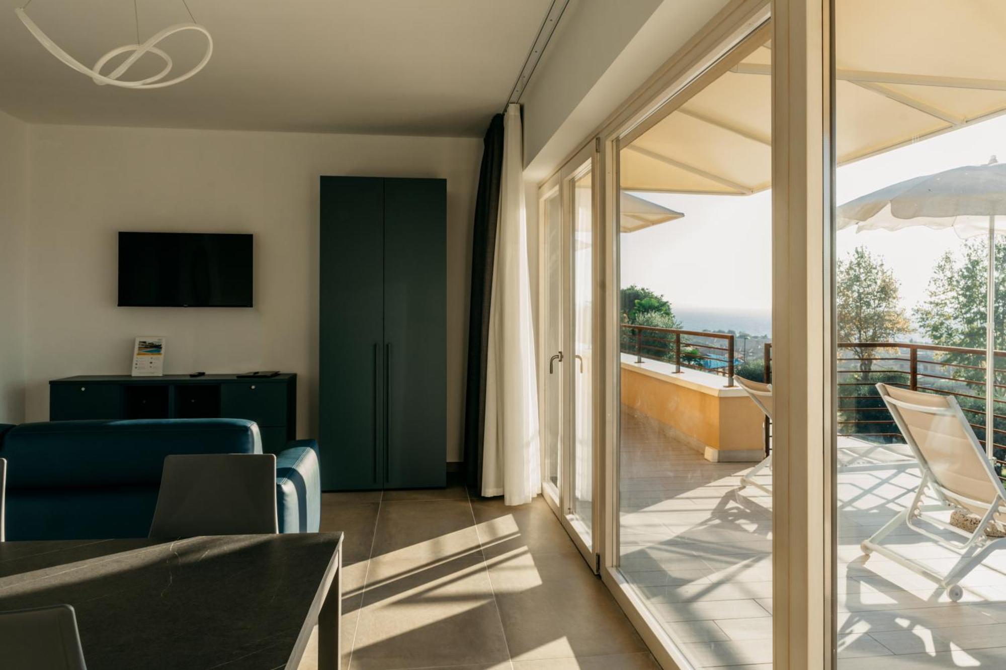 Apartments Monsurei, Lake View Bardolino Luaran gambar
