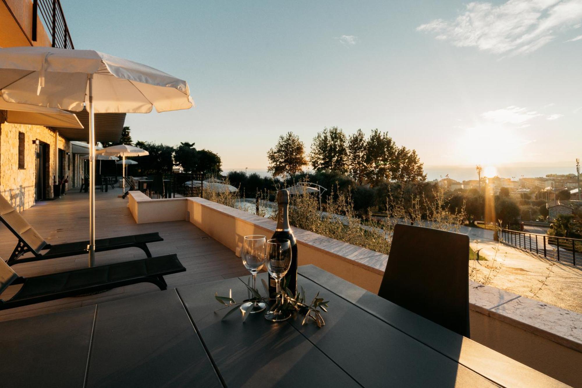 Apartments Monsurei, Lake View Bardolino Luaran gambar